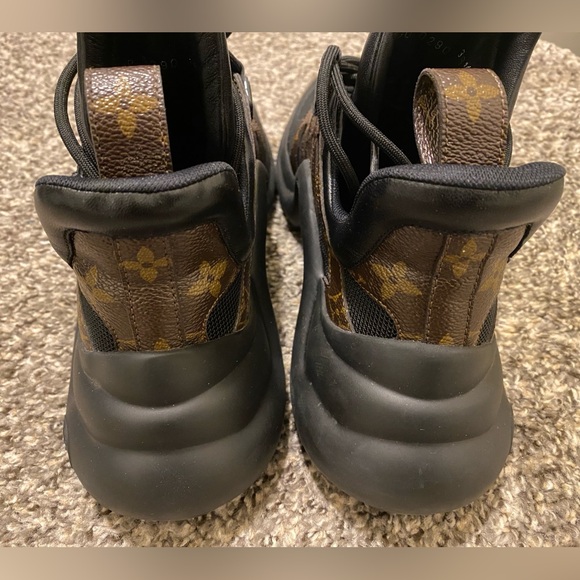 Authentic Louis Vuitton LV Archlight Sneaker Size US 8.5 EU 38.5 - Picture 11 of 16